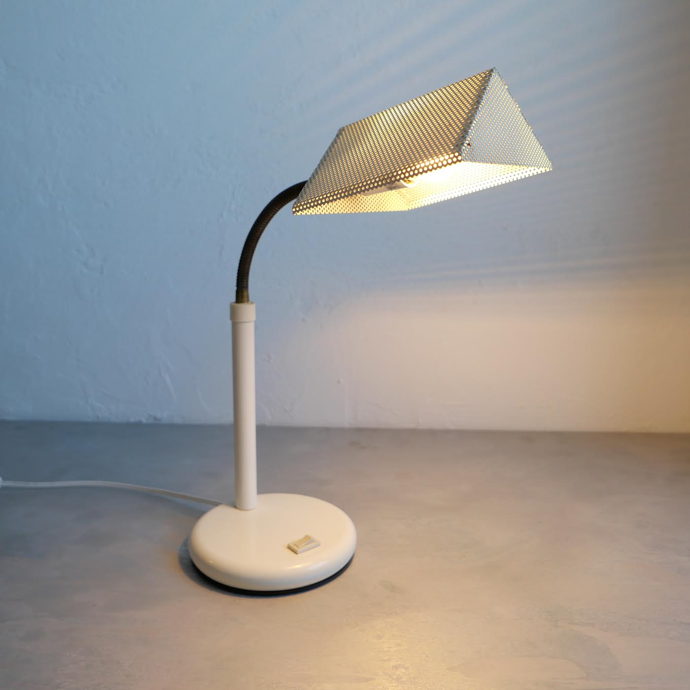 Minimalist Design Table Lamp